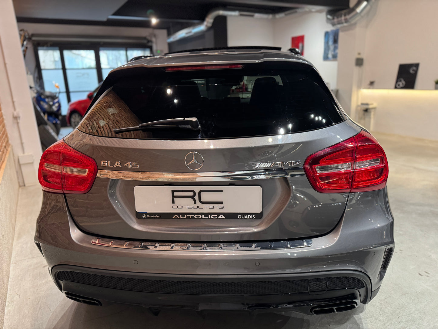 MERCEDES BENZ GLA 45 AMG 4Matic