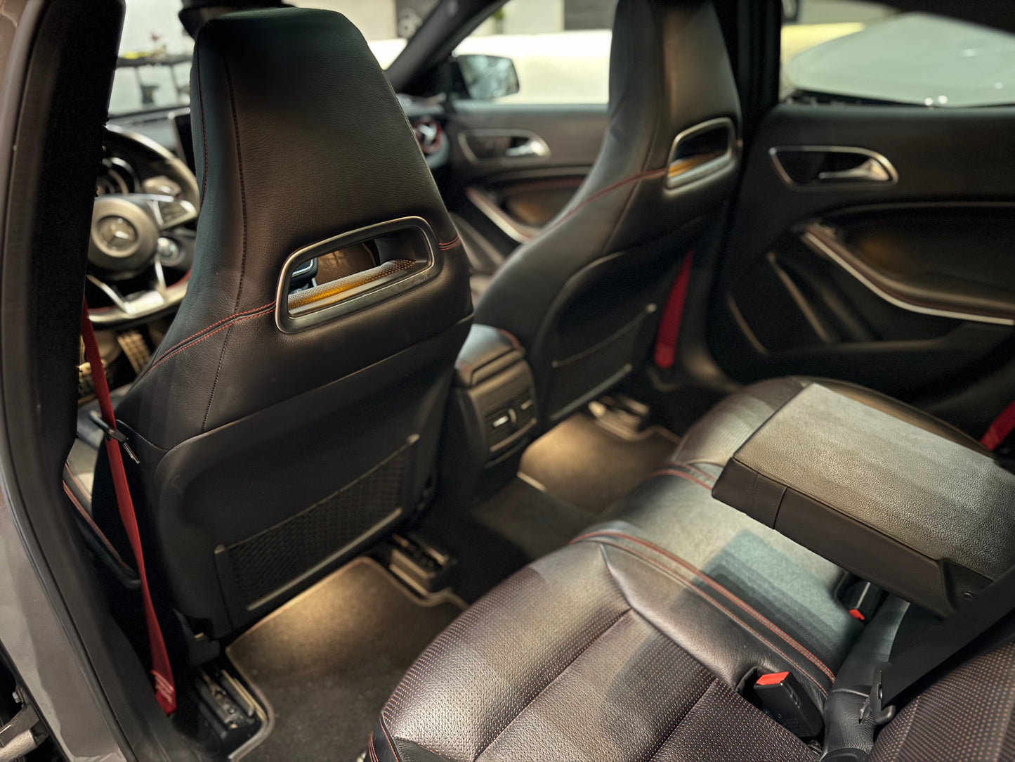 MERCEDES BENZ GLA 45 AMG 4Matic