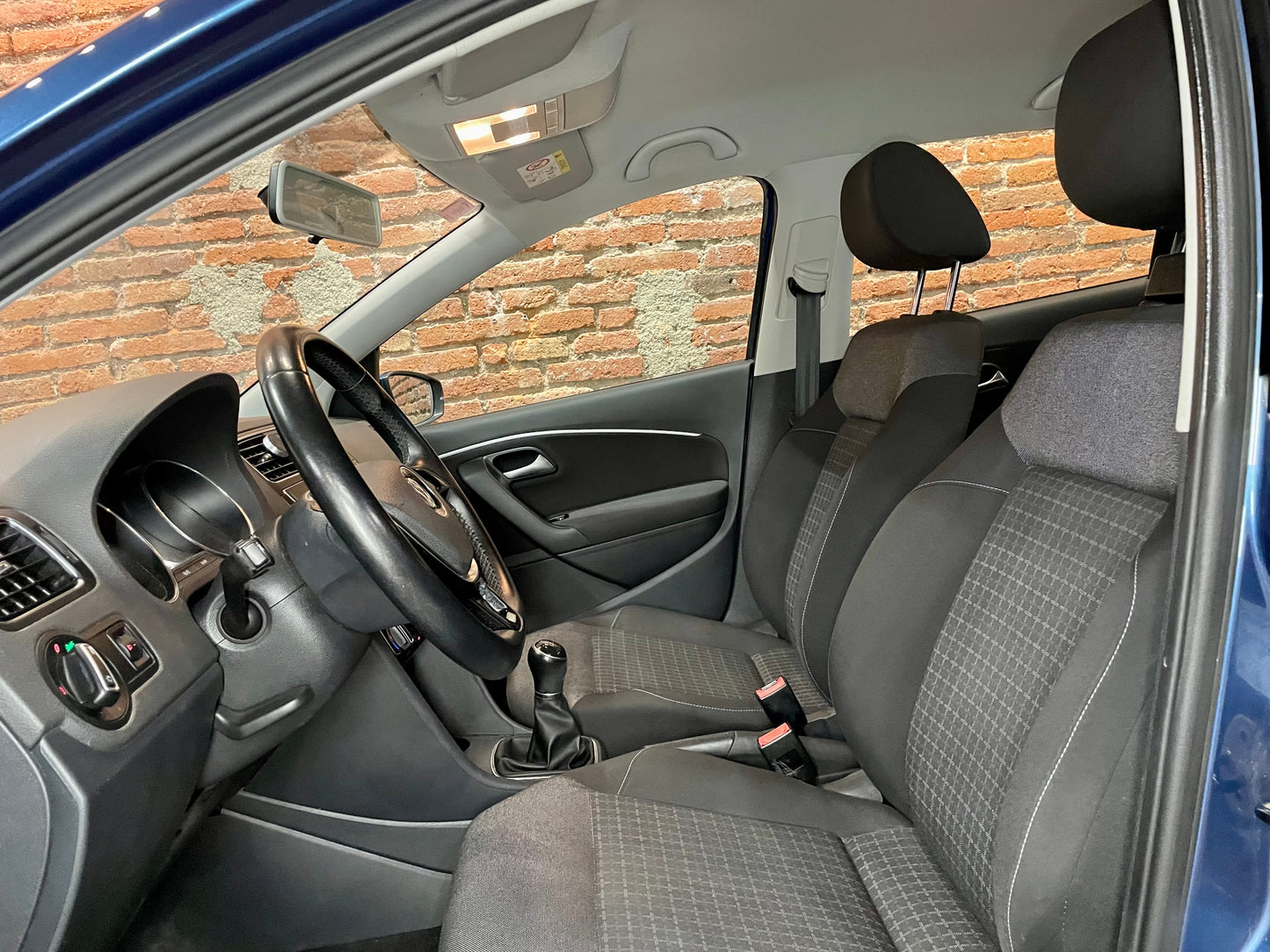 VOLKSWAGEN POLO 1.2 TSI 90CV 5P DEL 2015