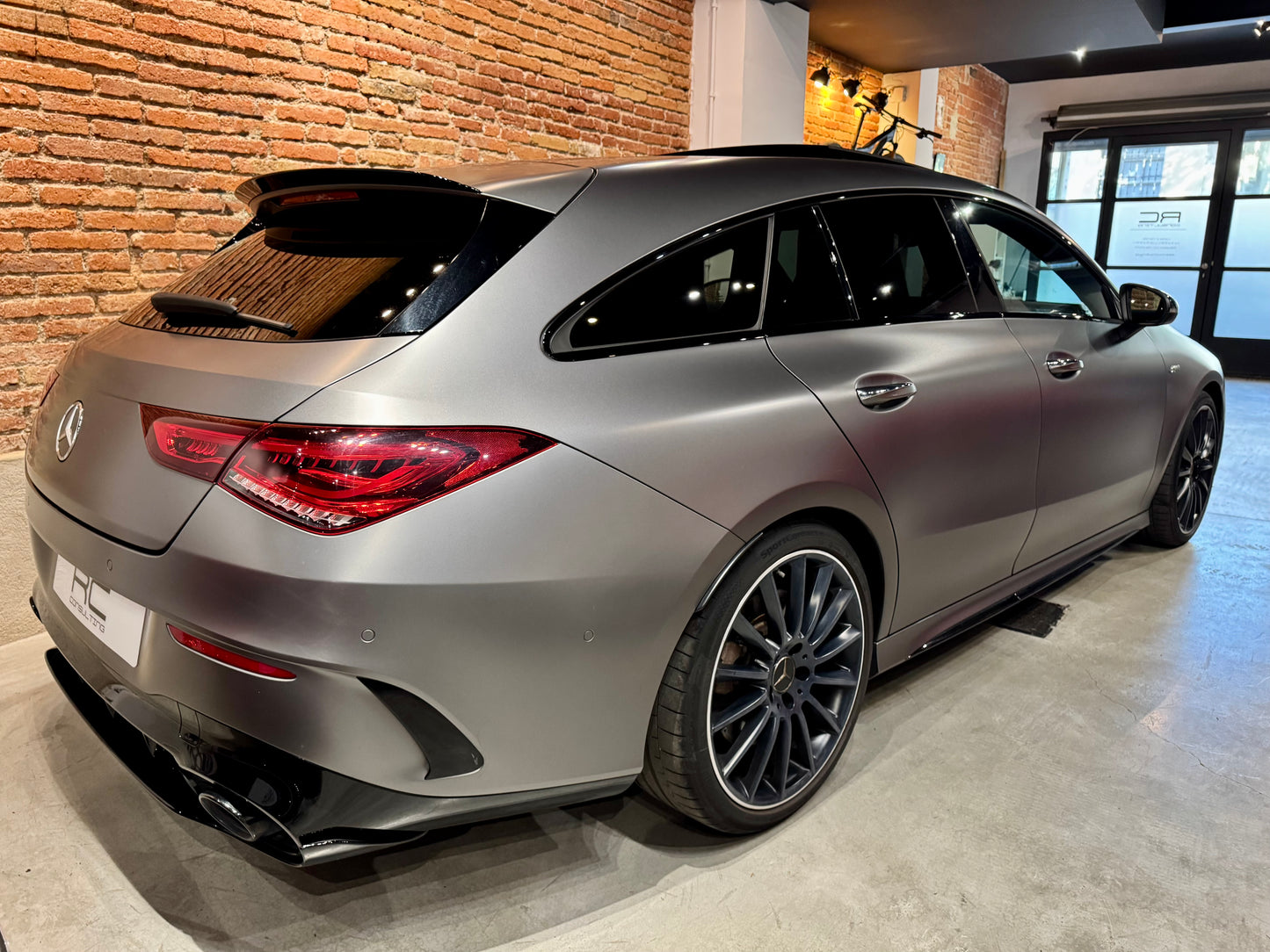 Mercedes Benz CLA 35 AMG Shooting Brake
