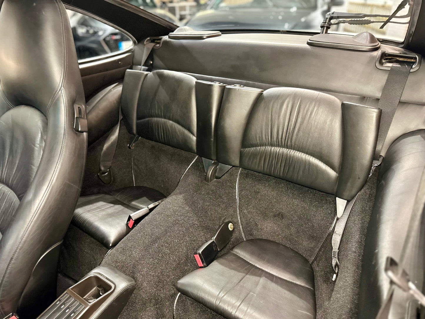 Porsche 911 Carrera 4 modelo 993 del año 1995