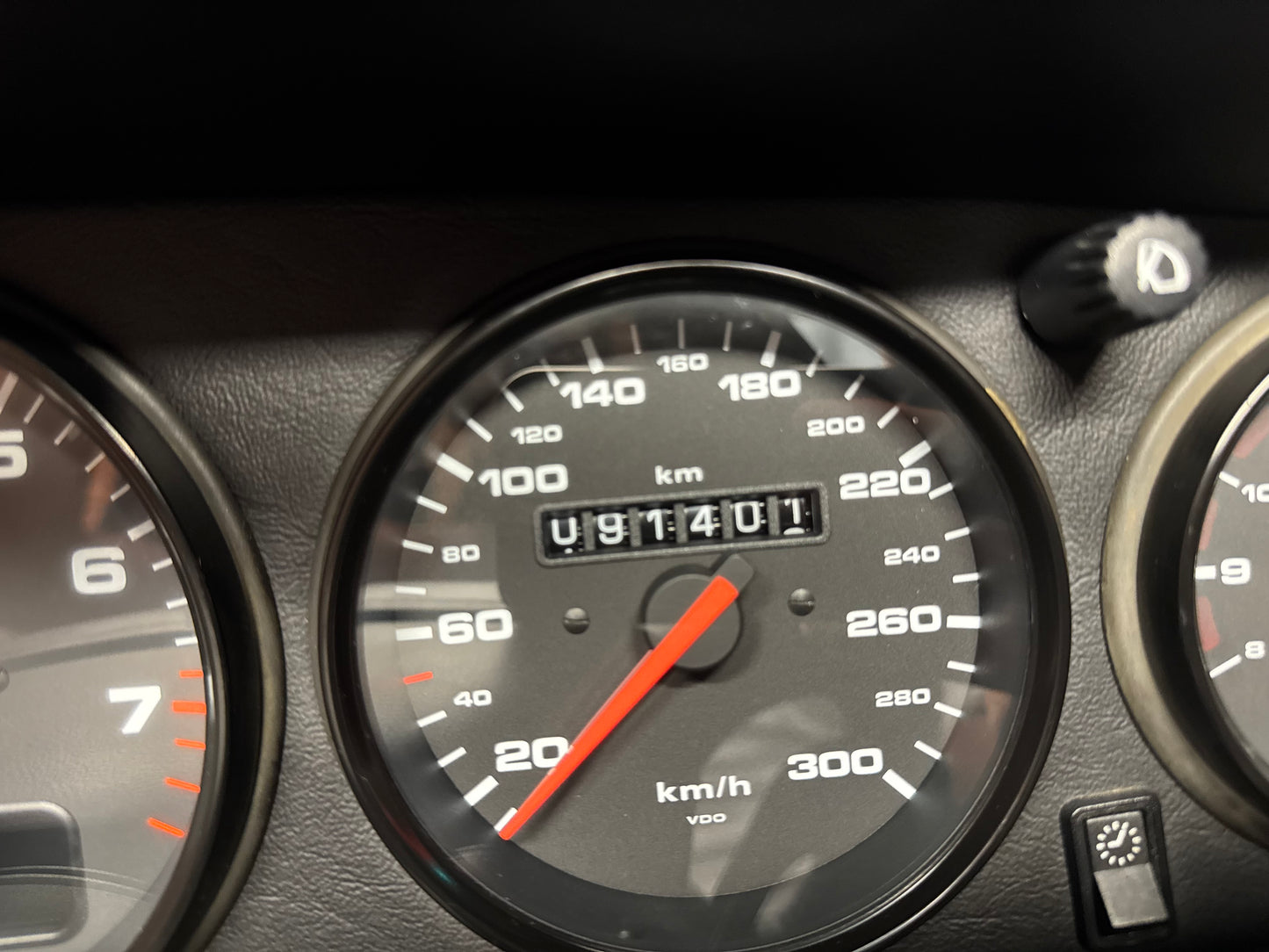 Porsche 911 Carrera 4 modelo 993 del año 1995