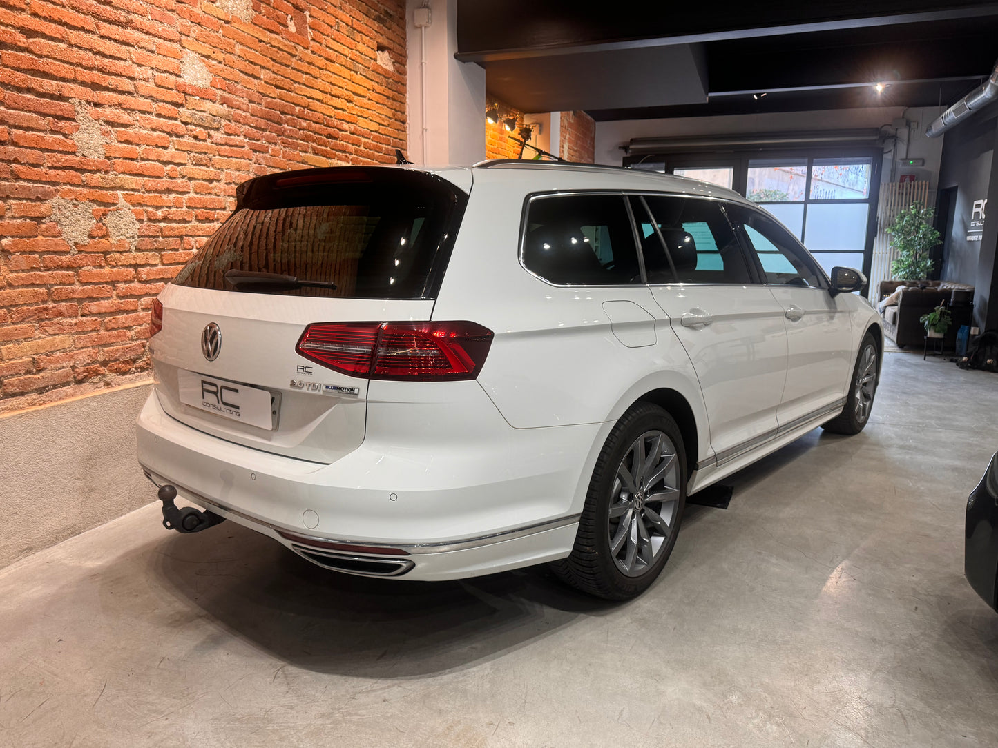 VOLKSWAGEN PASSAT 2.0TDI R-LINE CON SOLO 67.000KM