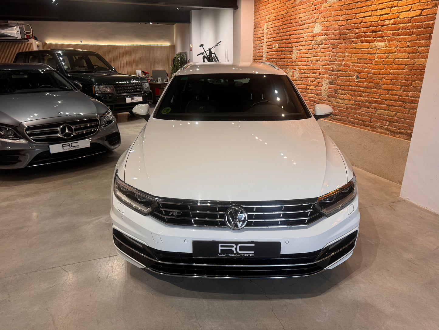 VOLKSWAGEN PASSAT 2.0TDI R-LINE CON SOLO 67.000KM