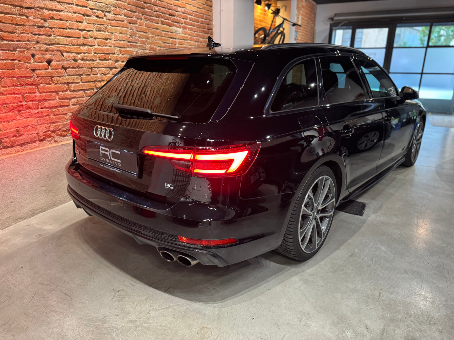 AUDI S4 AVANT 3.0 TFSI V6 354CV