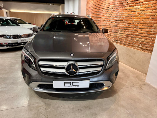 Mercdes Benz GLA 200d Urban con 98.000km Automatico 7G (VENDIDO)