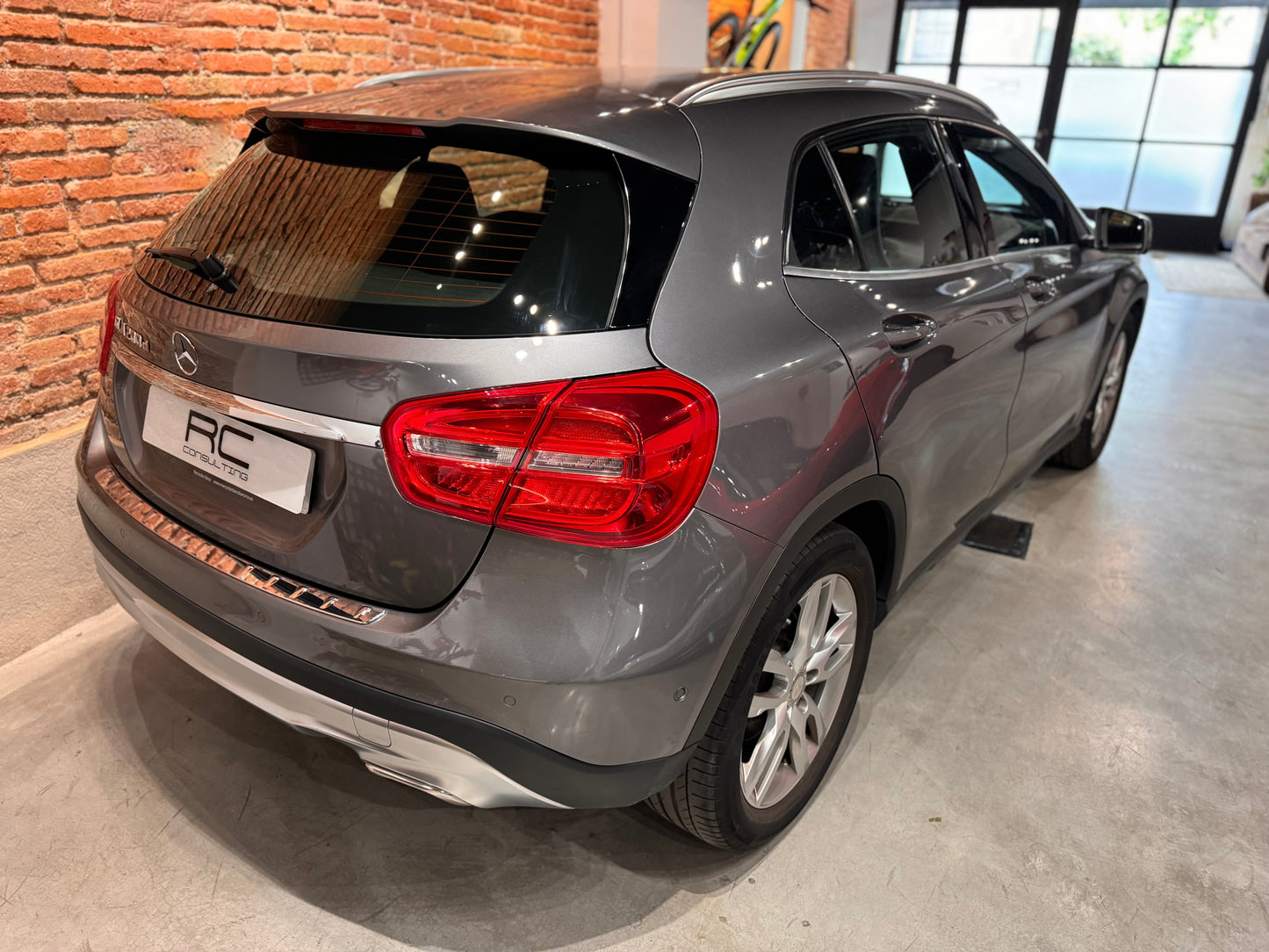 Mercdes Benz GLA 200d Urban con 98.000km Automatico 7G (VENDIDO)