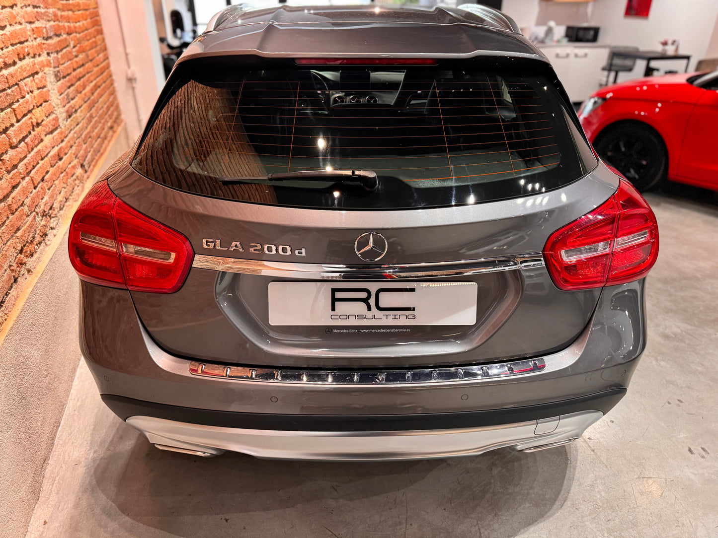 Mercdes Benz GLA 200d Urban con 98.000km Automatico 7G (VENDIDO)