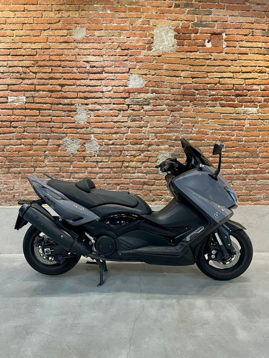 Yamaha t-max 530 2017 ( vendida )
