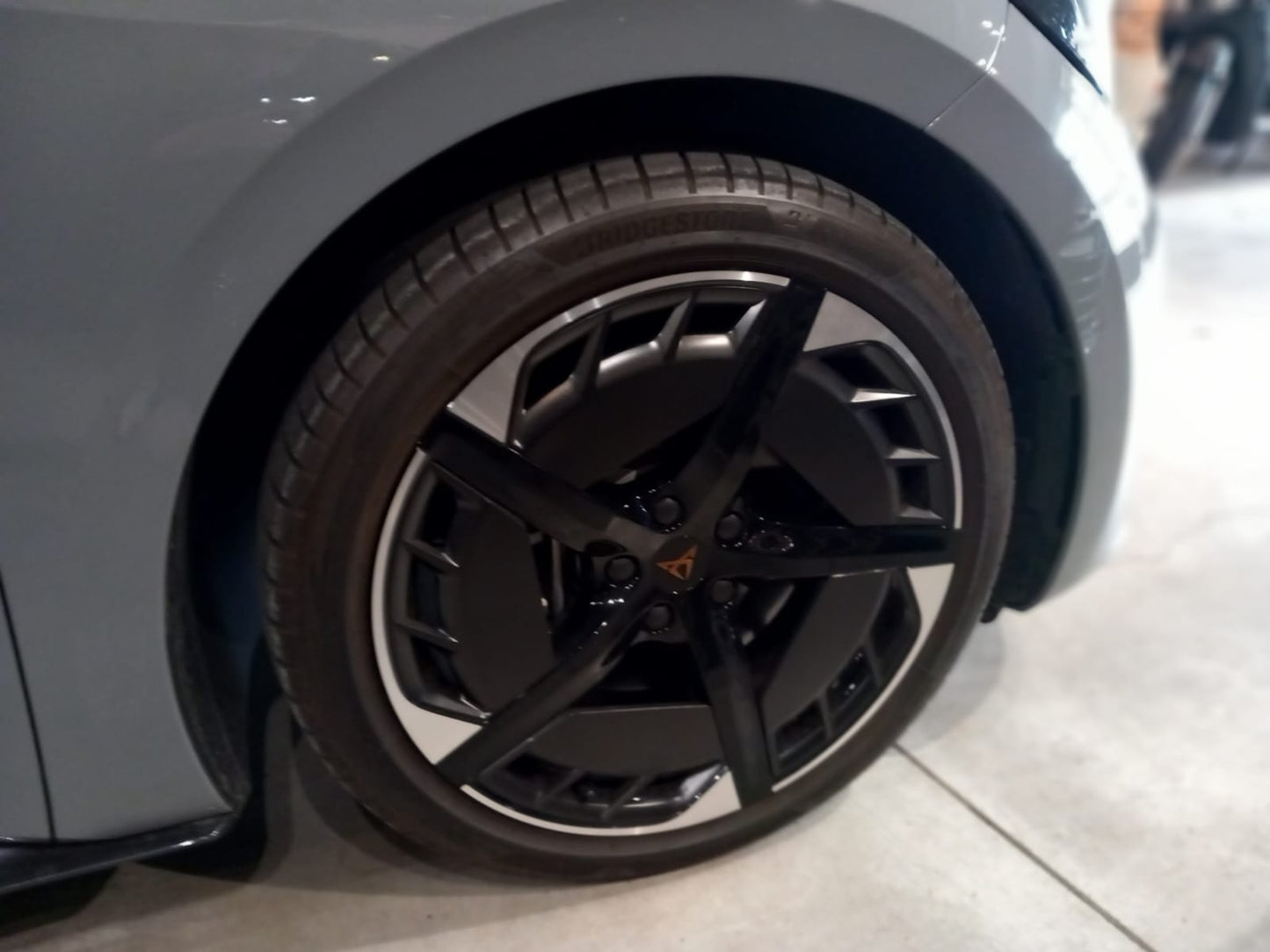 Cupra BORN 77kwh 231cv Boost pack Batter