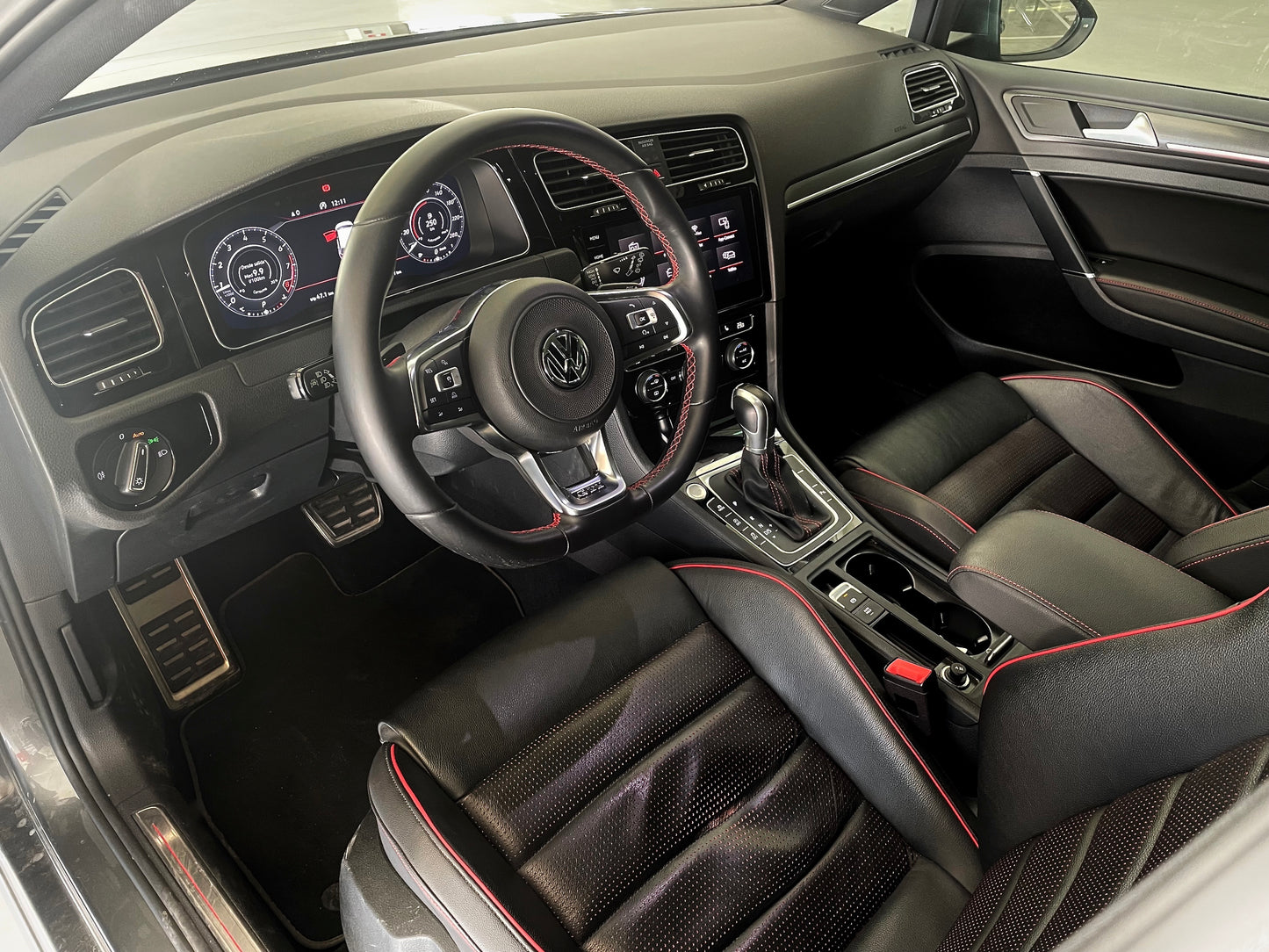 Volkswagen Golf GTI Performance 245cv DSG (VENDIDO)