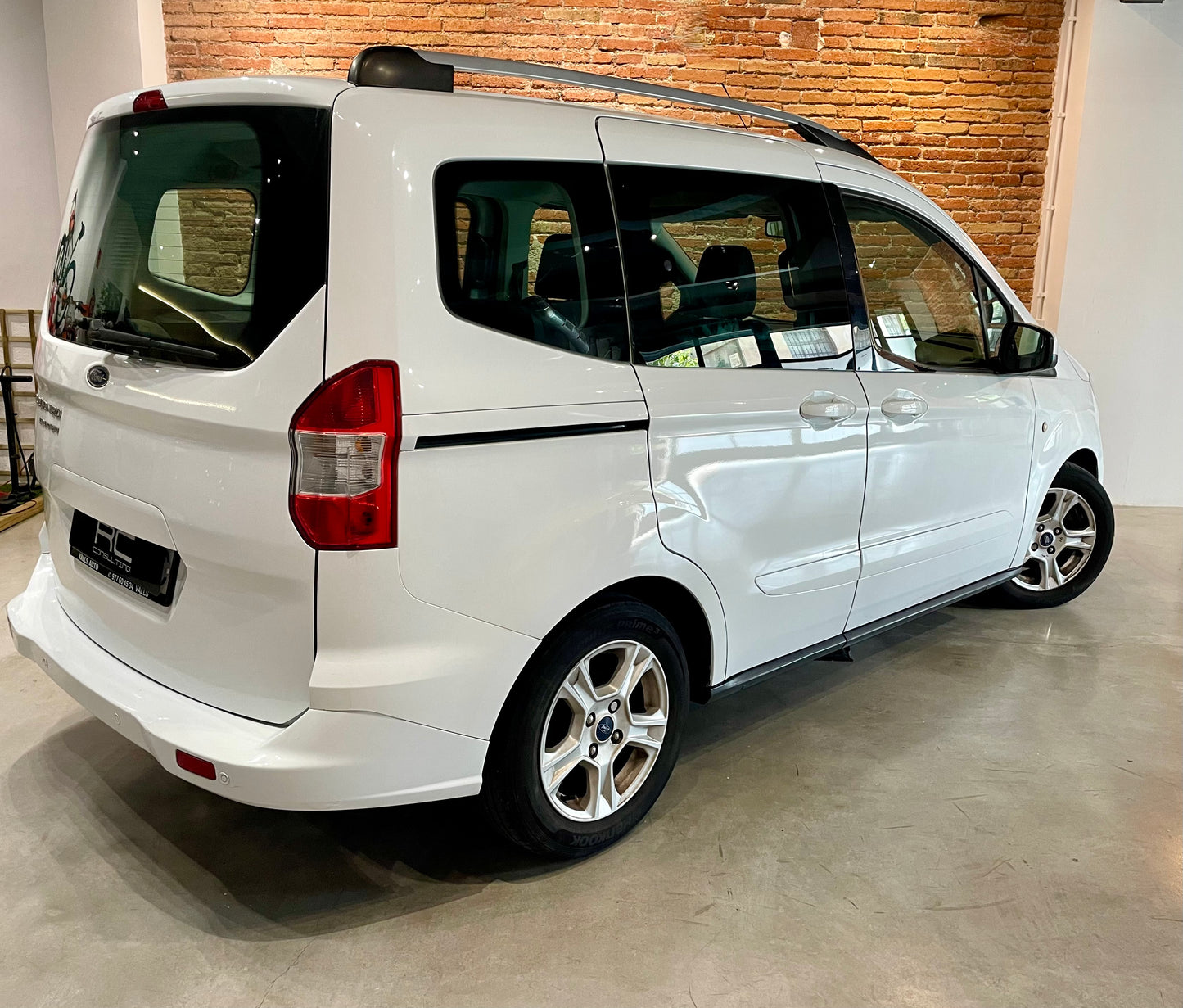 FORD TOURNEO COURIER DEL 2016 75CV