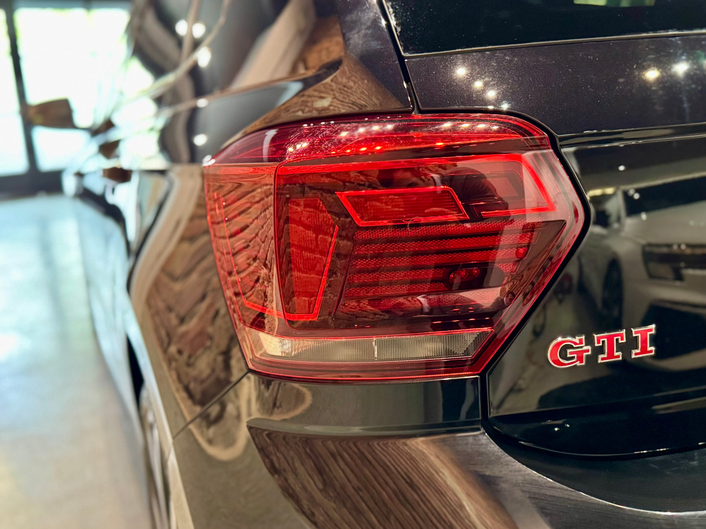 VOLKSWAGEN POLO GTI 2.0TSI DSG 200CV