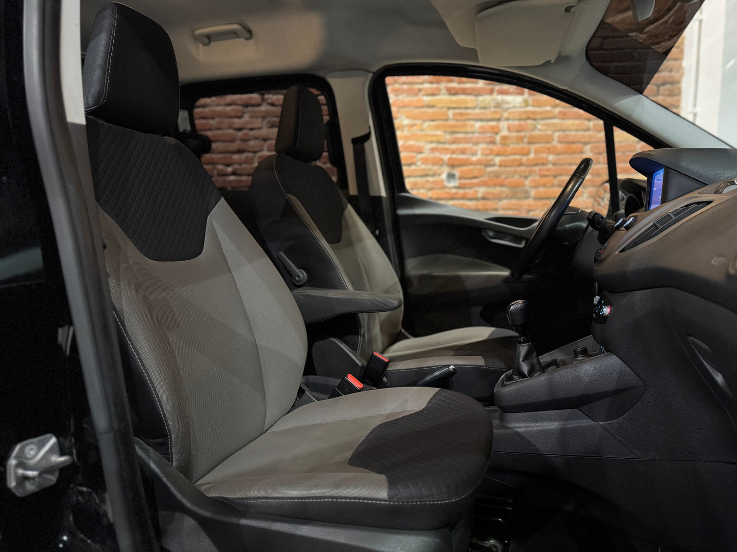 FORD TRANSIT COURIER 1.5 TDI 100CV TREND