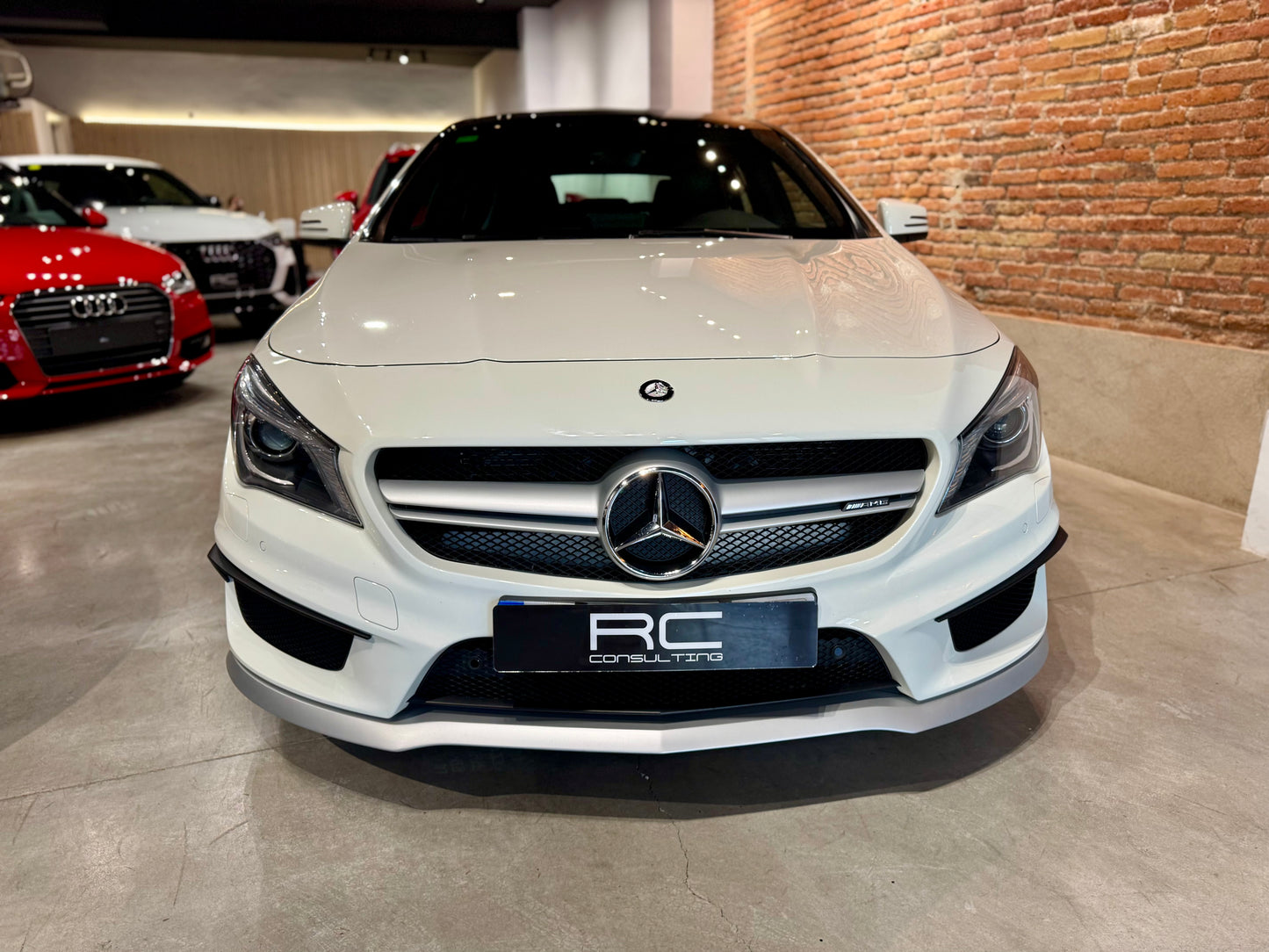 Mercedes Benz CLA 45 AMG Shooting Brake