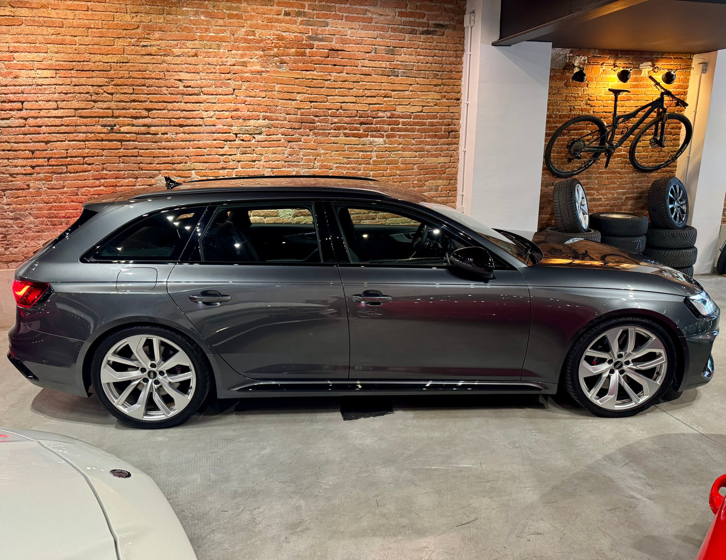 Audi RS4 Avant  año  2021  con 35.000km