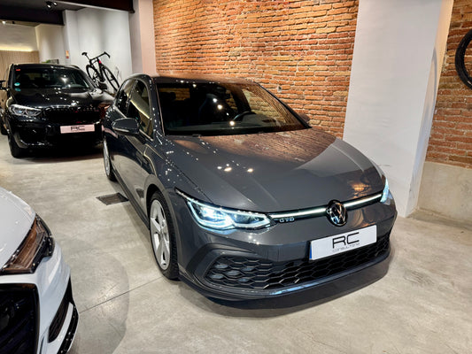Volkswagen GOLF GTD 2.0 tdi DSG 200cv año 2021