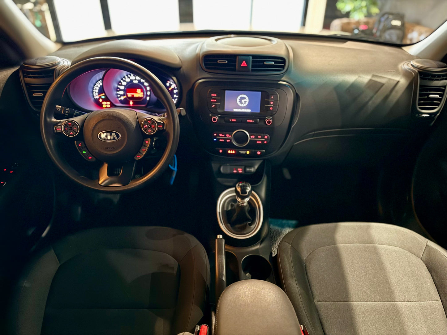 KIA SOUL 1.6 GDI CON SOLO 33.000KM