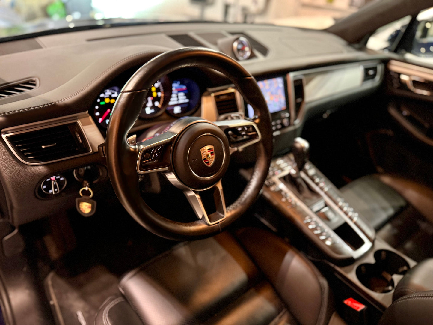 PORSCHE MACAN TUBRO PACK PERFORMANCE 440CV (VENDIDO)