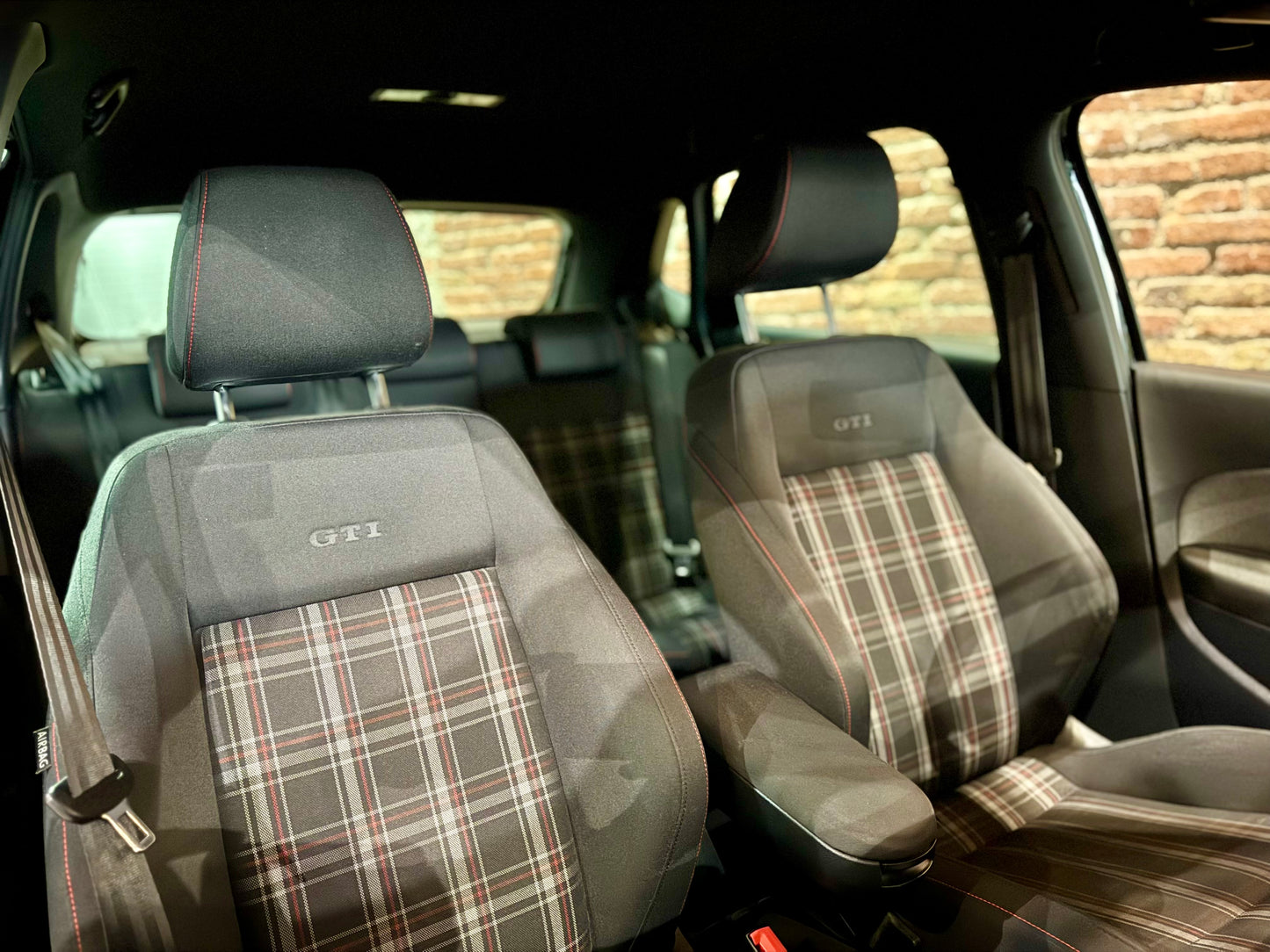 VOLKSWAGEN POLO GTI 180CV DSG año 2011