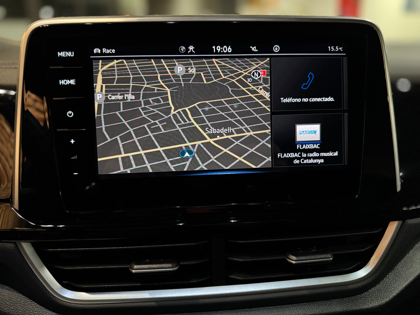 VOLKSWAGEN T-ROC R 300 DSG "AKRAPOVIC"