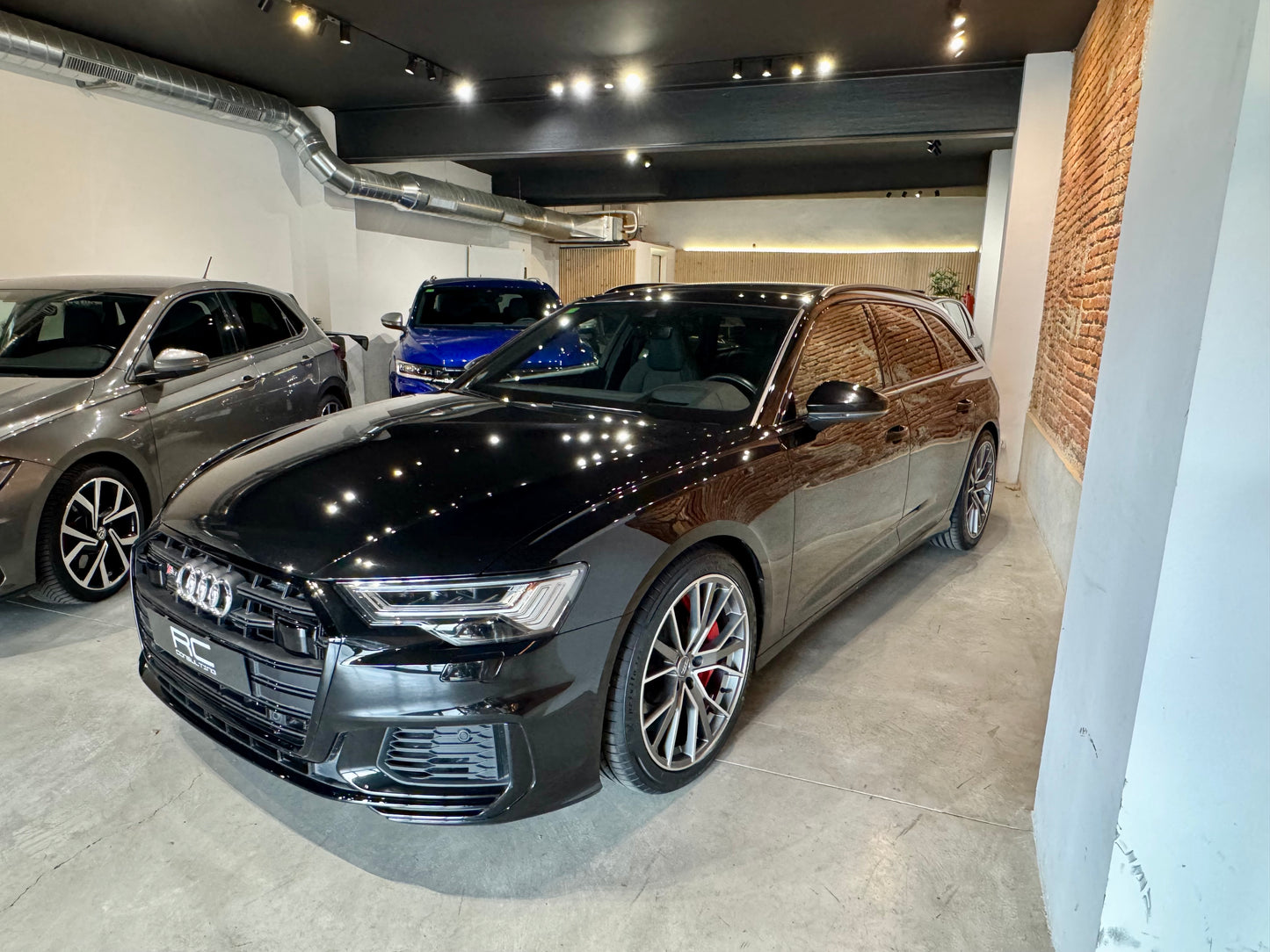 AUDI S6 AVANT 3.0 TDI  350CV año 2020 con 113.000km