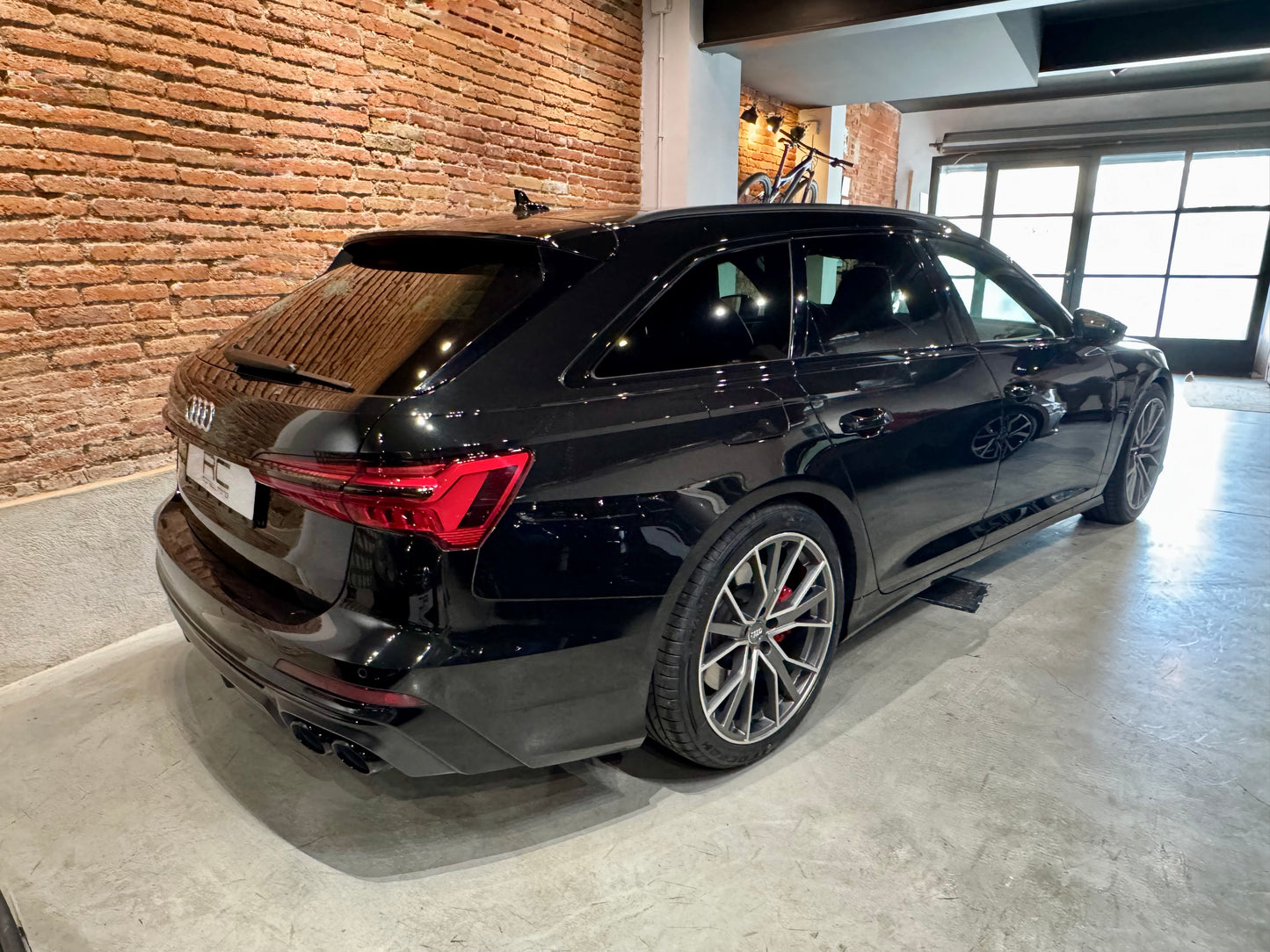 AUDI S6 AVANT 3.0 TDI  350CV año 2020 con 113.000km