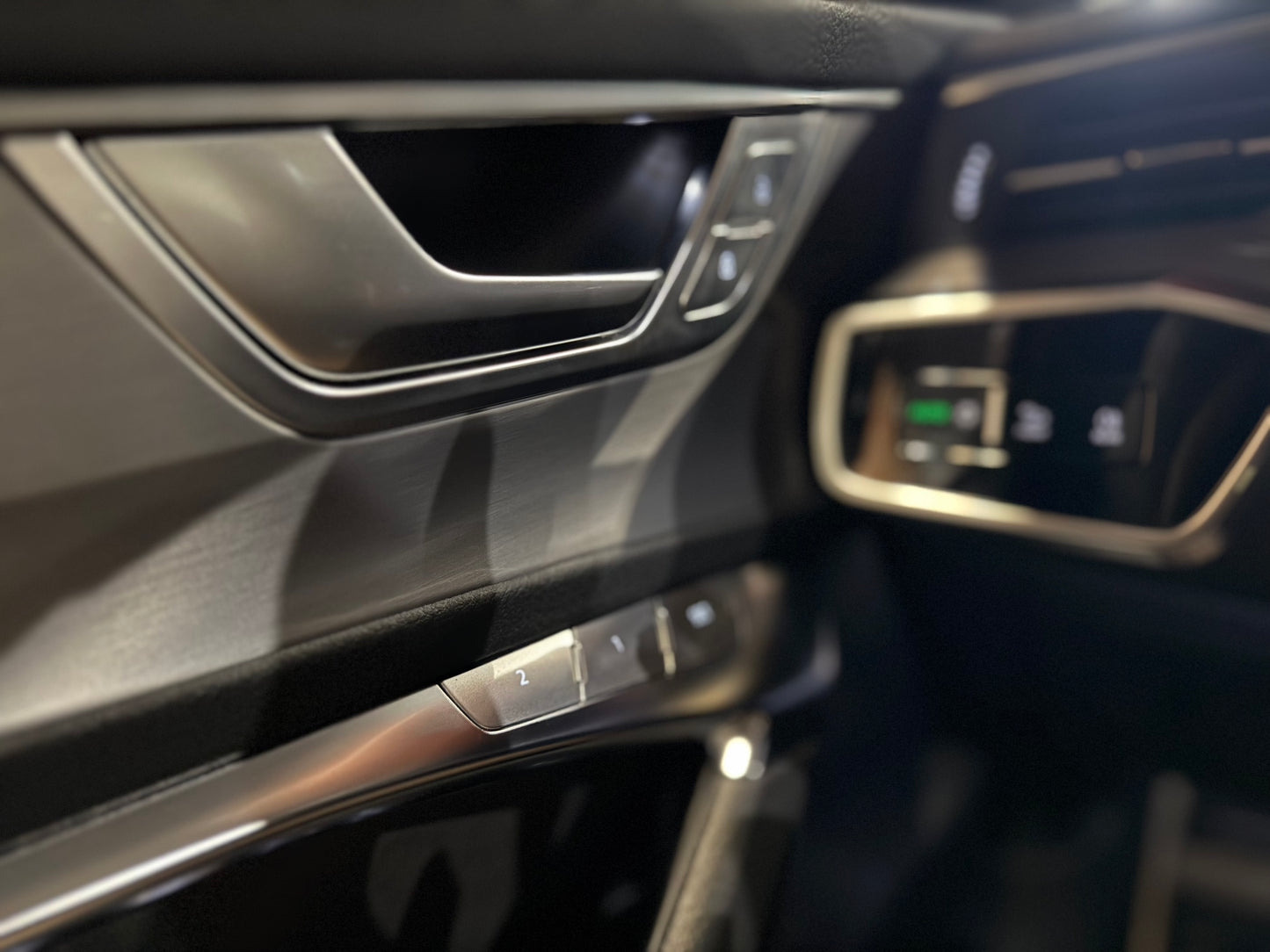 AUDI S6 AVANT 3.0 TDI  350CV año 2020 con 113.000km