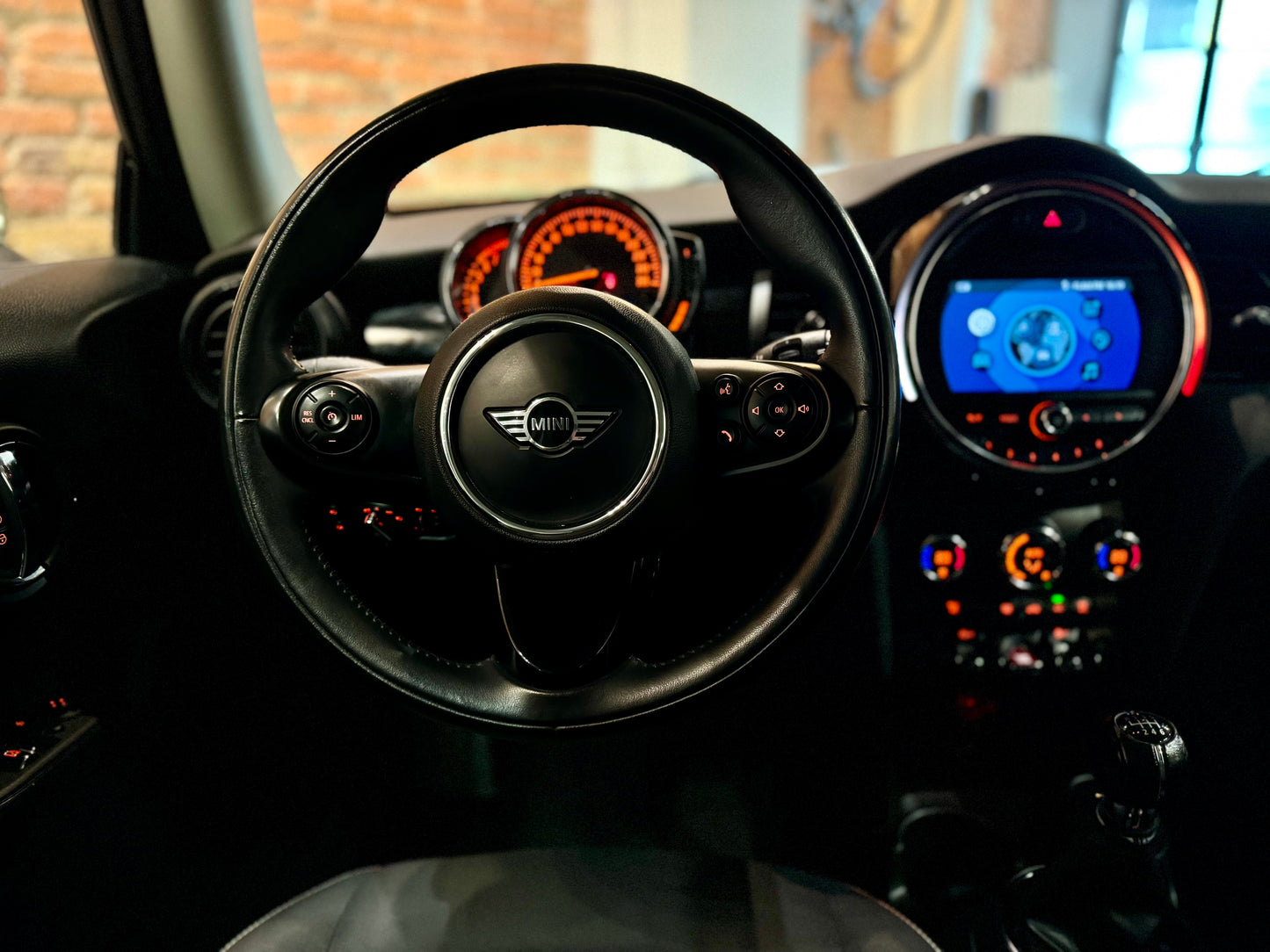 MINI COOPER 2018 136CV (VENDIDO)