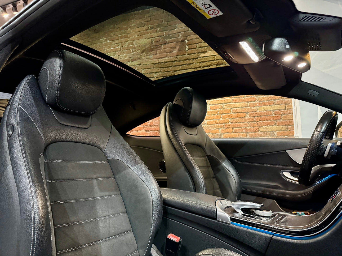 MERCEDES BENZ C220d Coupé 2016  Pack AMG (VENDIDO)