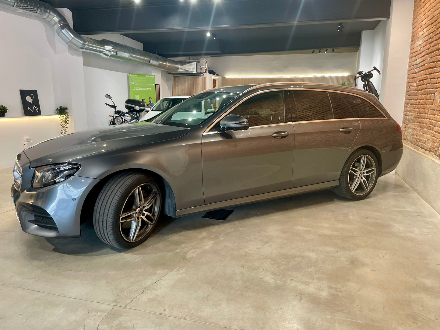 MERCEDES-BENZ CLASE 220D ESTATE 9G. PACK AMG  SOLO 89.000KM