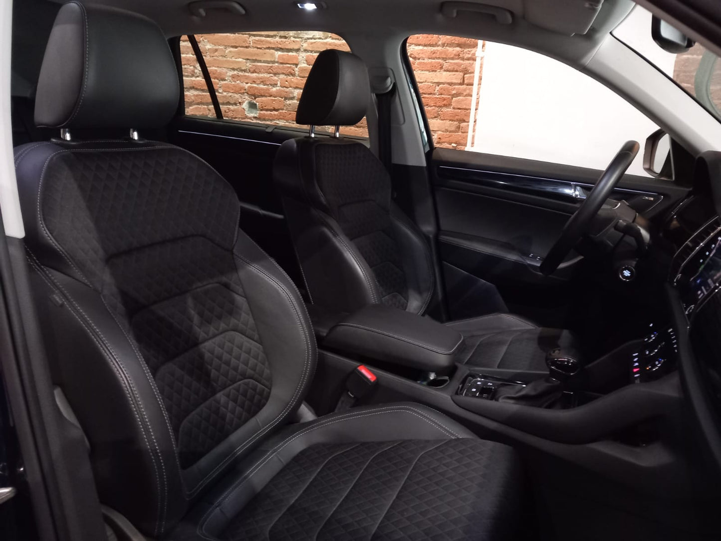 SKODA KAROQ 2.0 TDI STYLE 200CV DSG