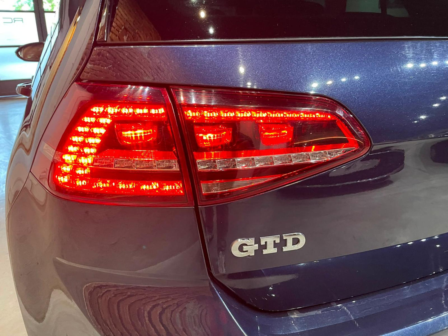 VW GOLF GTD 2.0TDI 184cv DSG año 2016