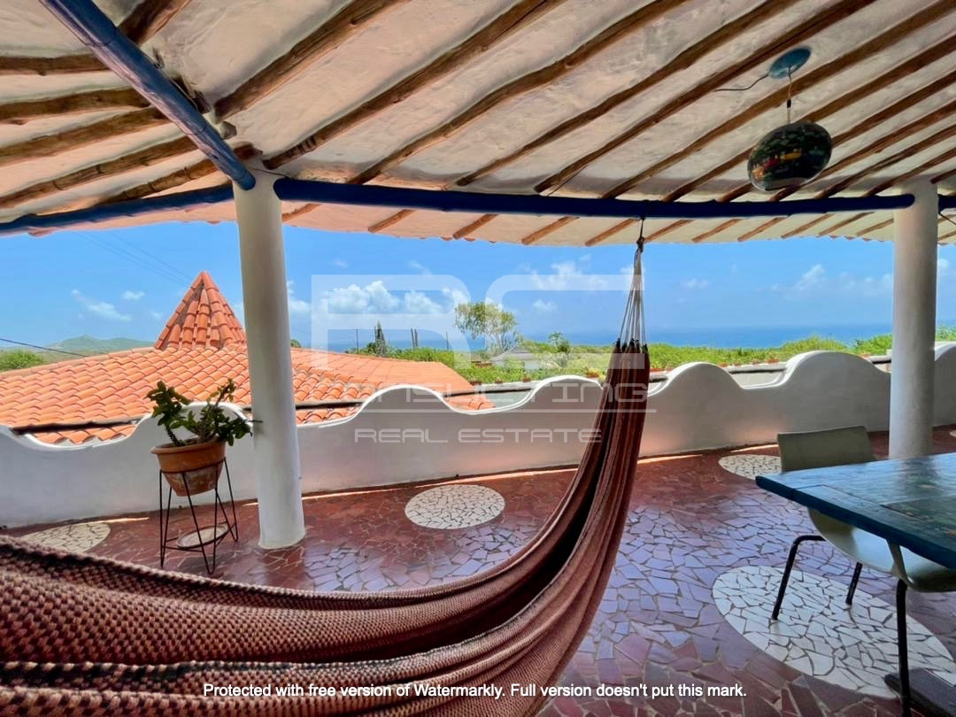 ¡OPORTUNIDAD INVERSIÓN! POSADA MANANTIAL DE GUAYAMURI  EN EL CARIBE ( ISLA MARGARITA)