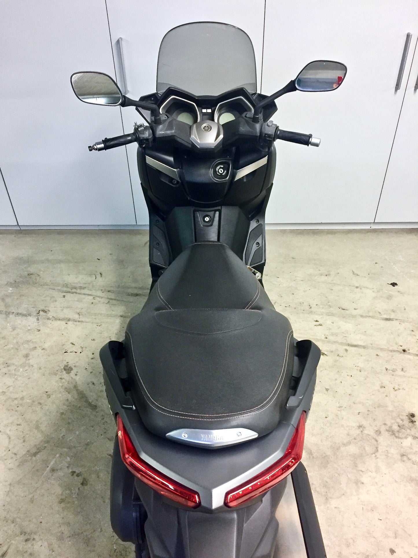 YAMAHA XMAX 250 (VENDIDA)