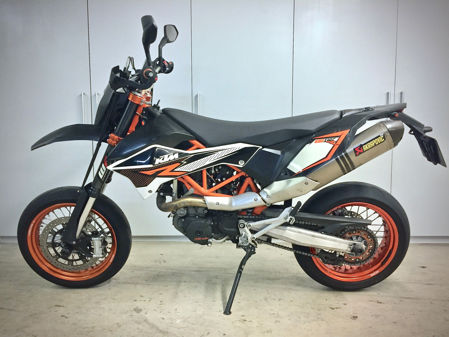 KTM 690 SMC R (VENDIDA)