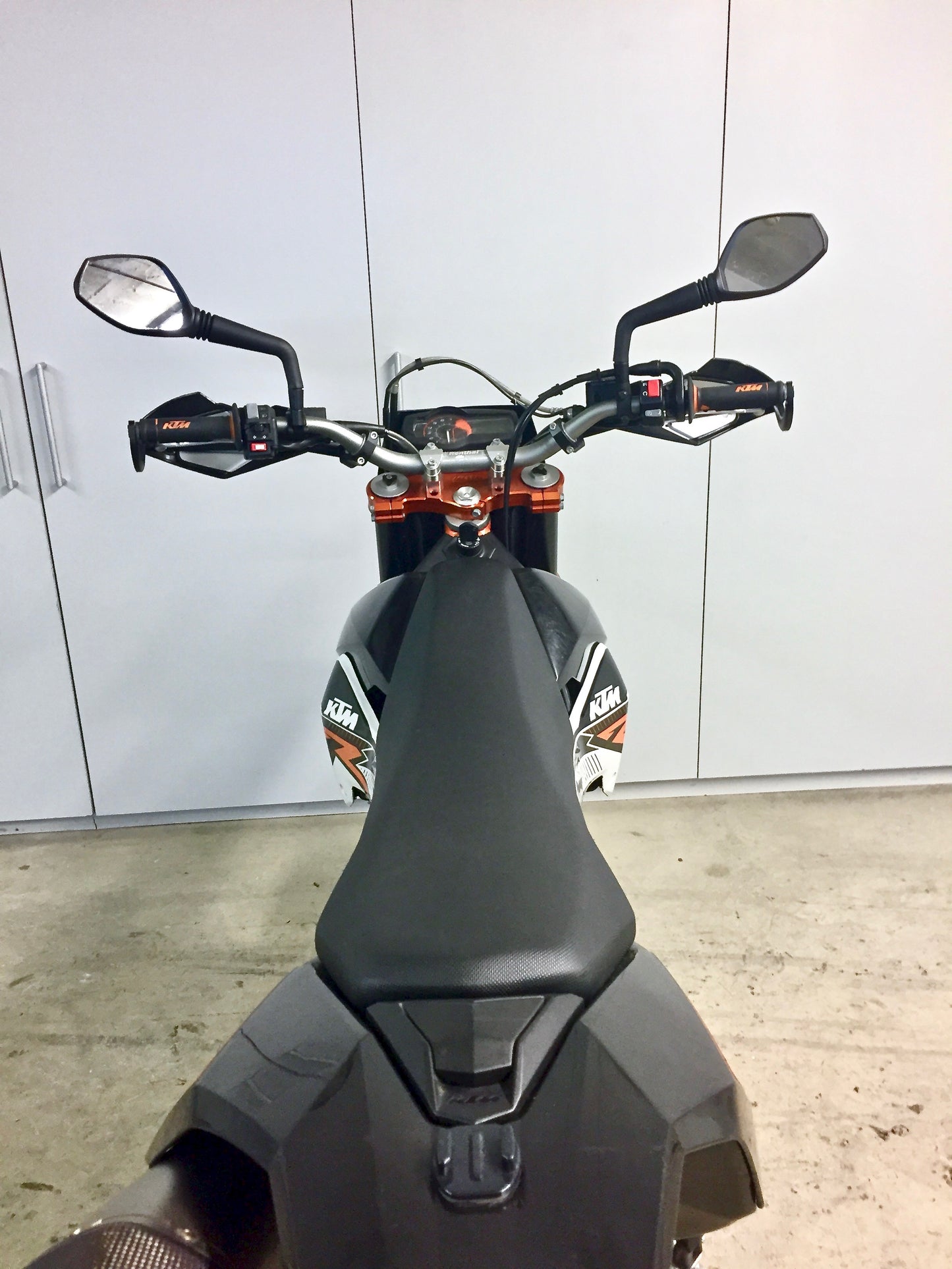 KTM 690 SMC R (VENDIDA)