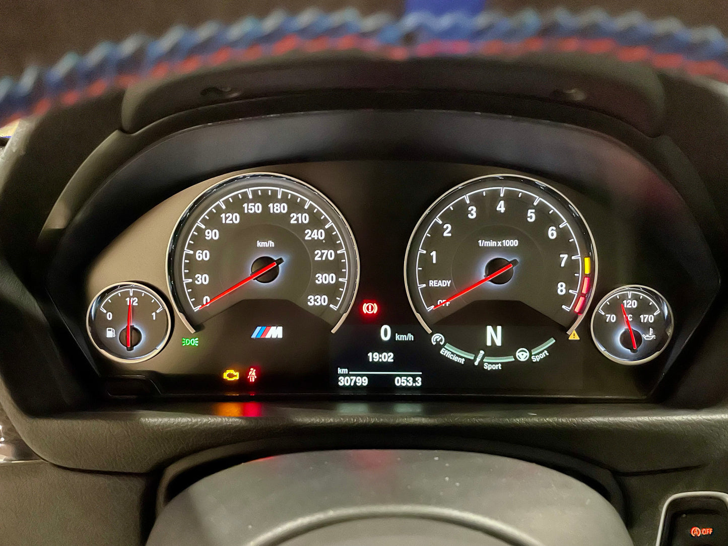 BMW M4 COMPETITION