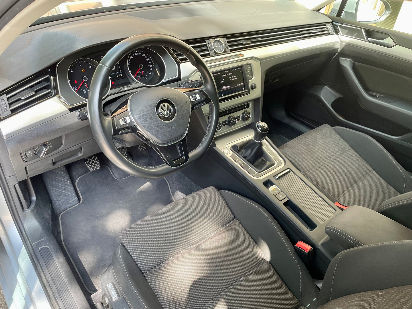 Volkswagen Passat variant R-Line 57.000km VENDIDO