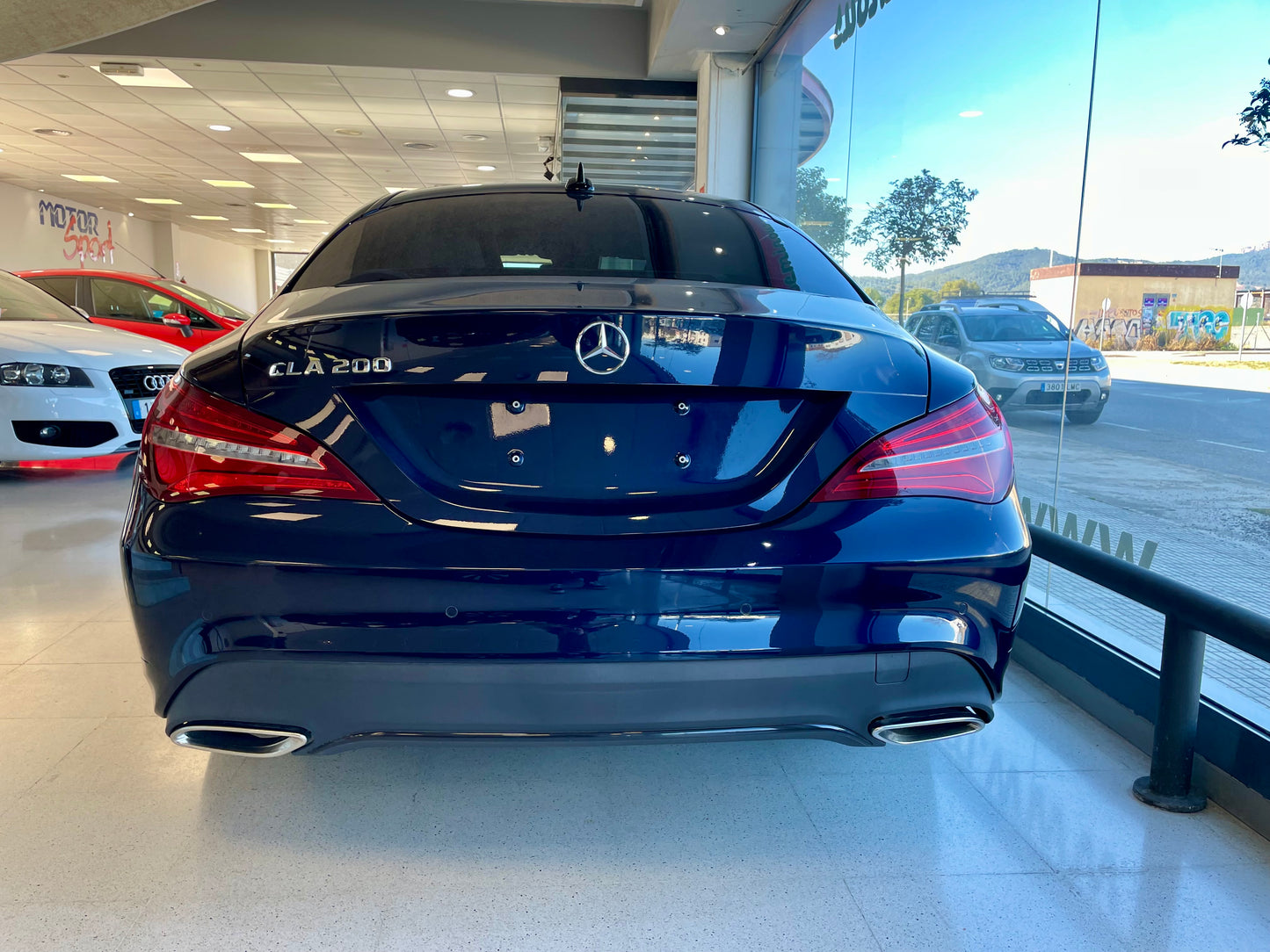 Mercedes CLA 200 Urban Automatico Solo 18.900Kms