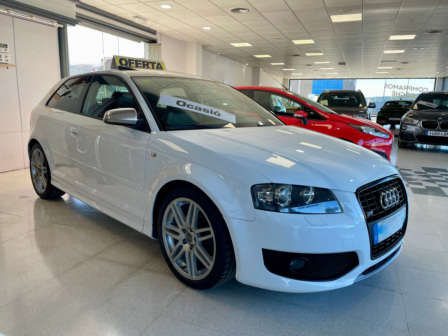 Audi A3 2.0 TDi 140 3p S-Line +Techo+Cuero 197.000km